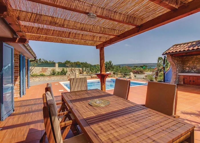 3 Bedroom Awesome In