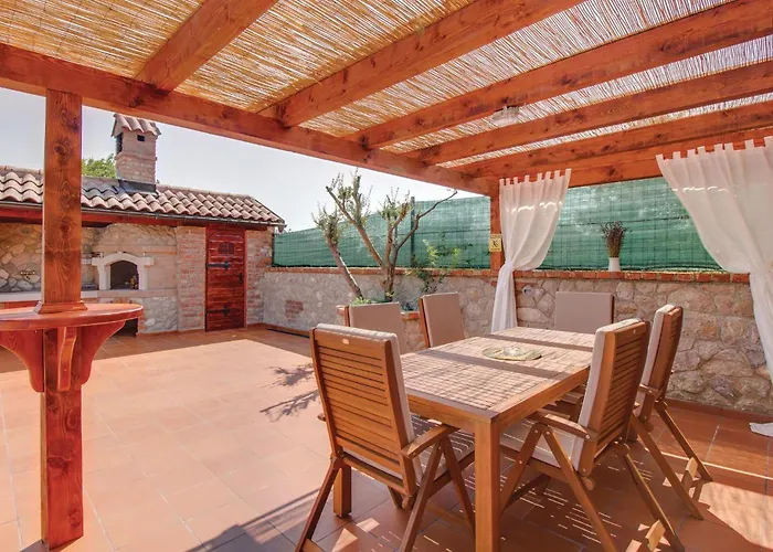 3 Bedroom Awesome In