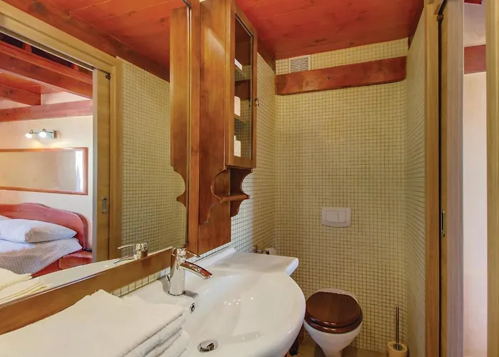 3 Bedroom Awesome In *