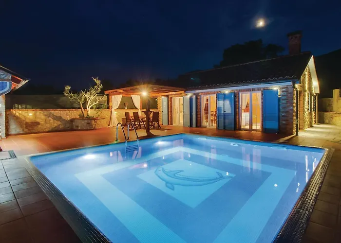 3 Bedroom Awesome In