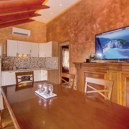 Gorgeous Home In Nerezine With House Sea View Holiday home