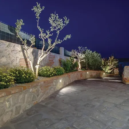 Gorgeous Home In Nerezine With House Sea View * Nerezine