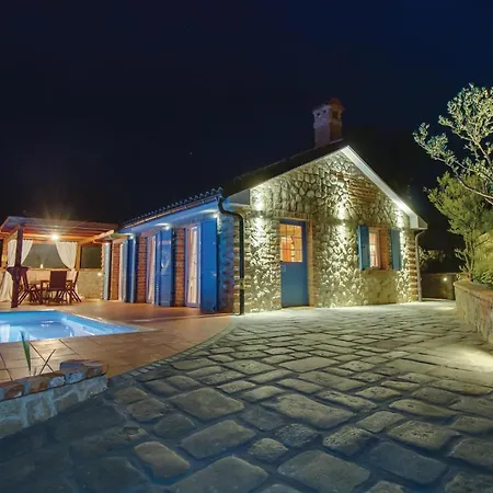 Gorgeous Home In Nerezine With House Sea View Holiday home