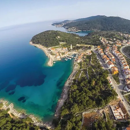Gorgeous Home In Nerezine With House Sea View Holiday home